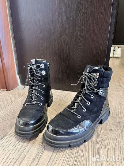 Ботинки зимние 39 размер
