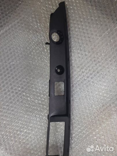 Накладка двери багажника Mercedes-Benz C-Class