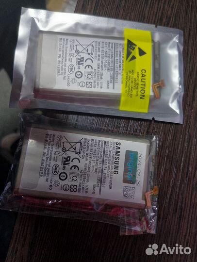Аккумулятор для телефона Samsung s 10+