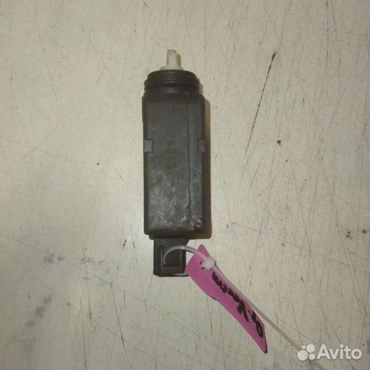 Активатор замка багажника Opel Vectra B/G