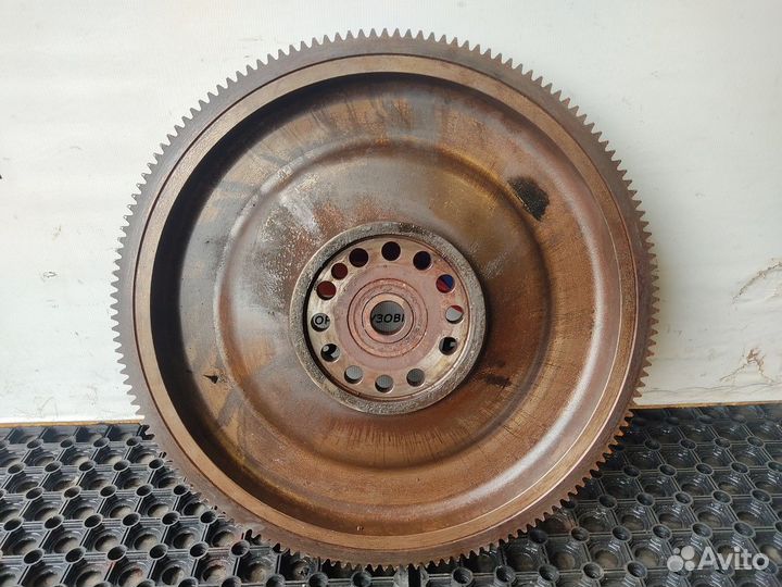 21825230 Маховик двигателя