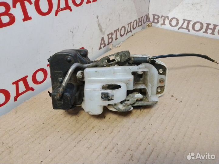 Замок двери задний правый Honda Cr-V 2.0 АКПП 2000