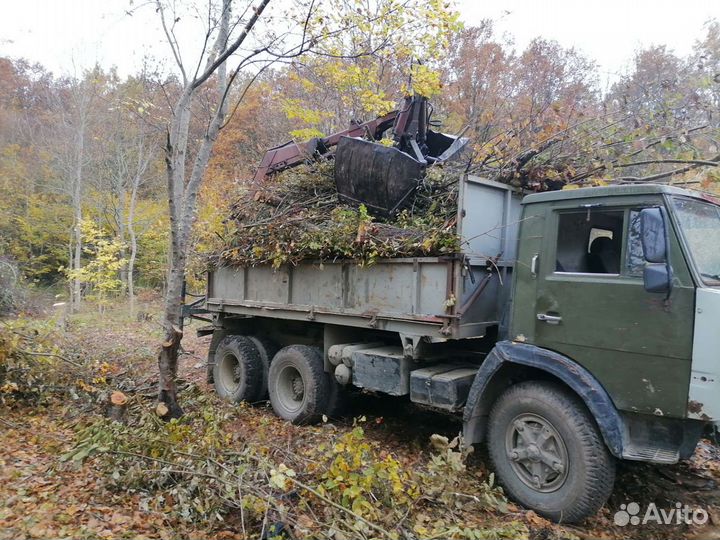 Вывоз мусора. Самопогрузчик