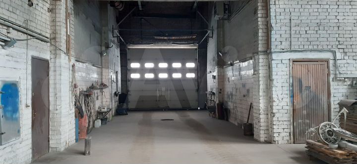 Свободного назначения, 700 м²