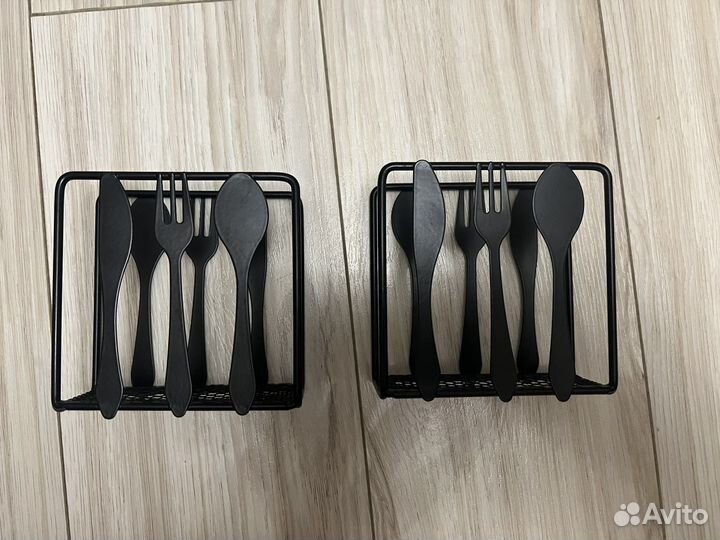 Цена за 2 штуки. Салфетница металлическая черная