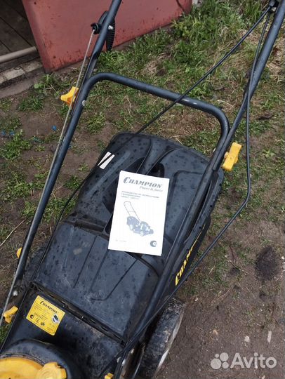 Газонокосилка бензиновая самоходная бу