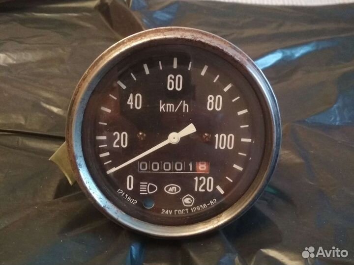 Датчик скорости для грузовых автомобилей