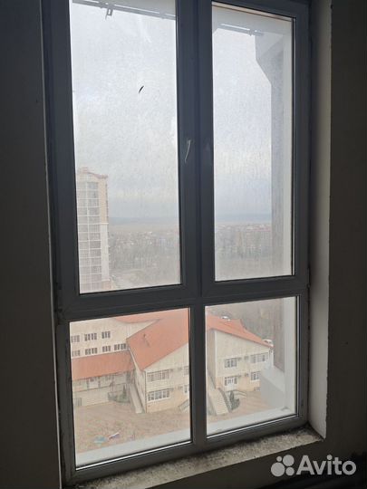 Продам пластиковые окна и двери балкон б/у от заст