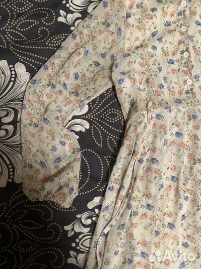 Платье с цветочным принтом