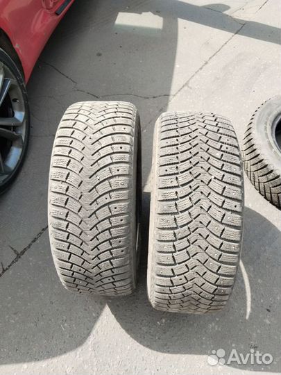 Michelin Agilis X-Ice North 235/55 R17 и 215/65 R17 30M