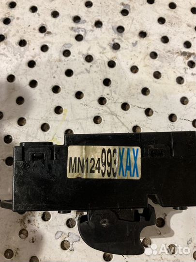 Кнопка стеклоподьемника Mitsubishi Lancer 9 1.6