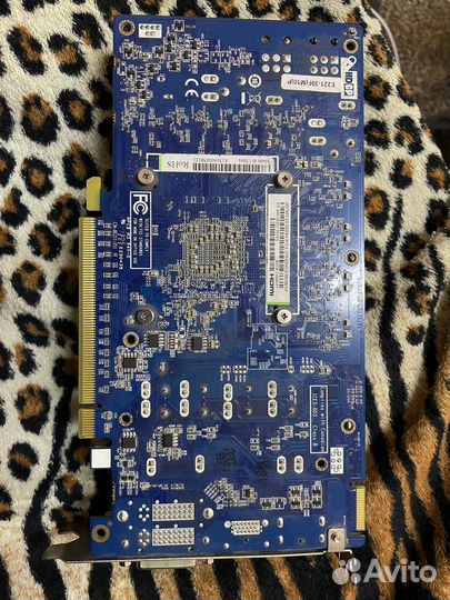 Видеокарта AMD radeon HD 7850 2gb