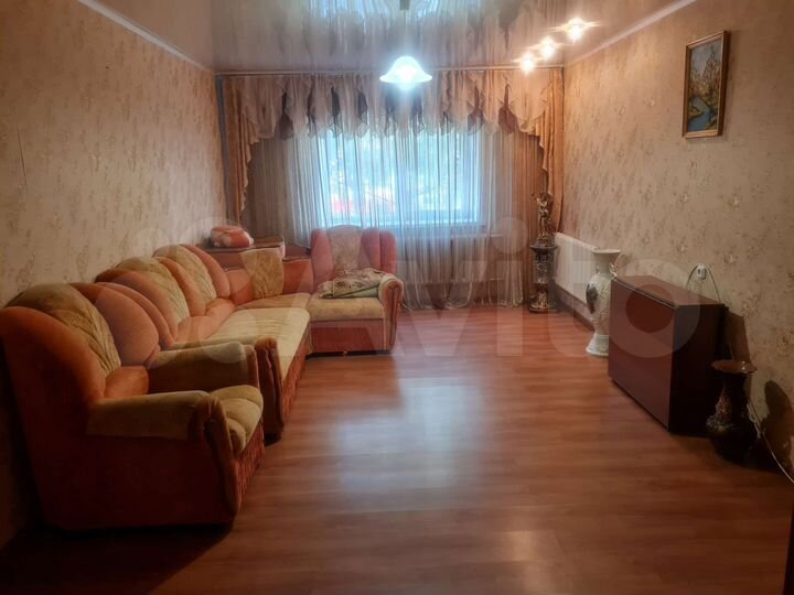 4-к. квартира, 95 м², 1/6 эт.