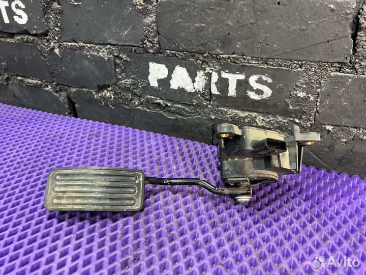 Педаль газа Nissan X-Trail NT31-224773 MR20DE 2011