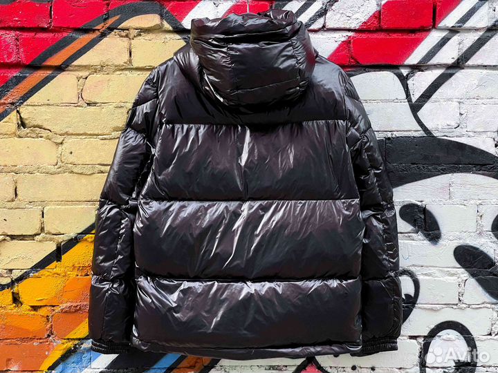 Пуховик Moncler