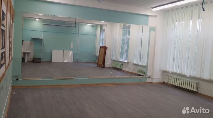 Зеркало настенное