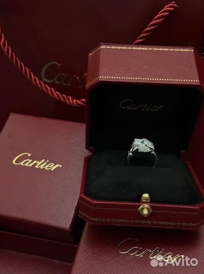 Золотое кольцо Cartier panther