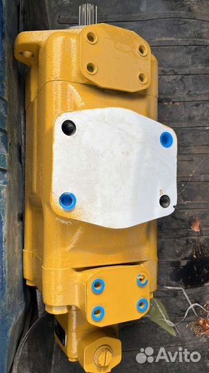 CAT 1300, насос гидр. трëхсекционный, новый