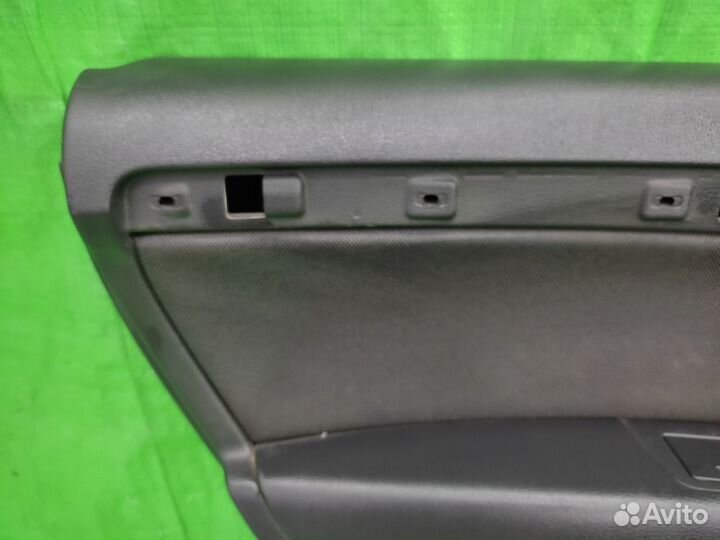 Обшивка двери лев. зад. Audi Q7