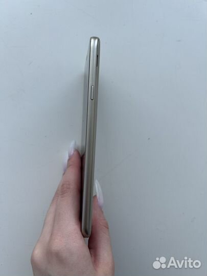 Samsung Galaxy J4 (2018), 3/32 ГБ