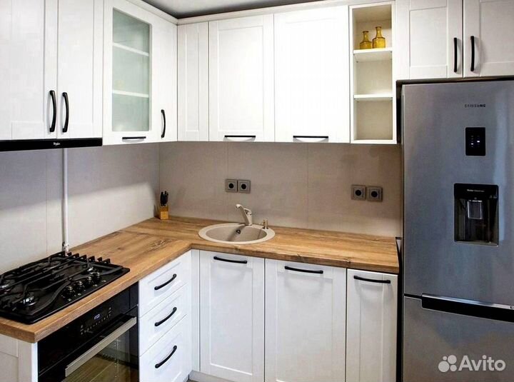 Кухонный гарнитур от фабрики мебели