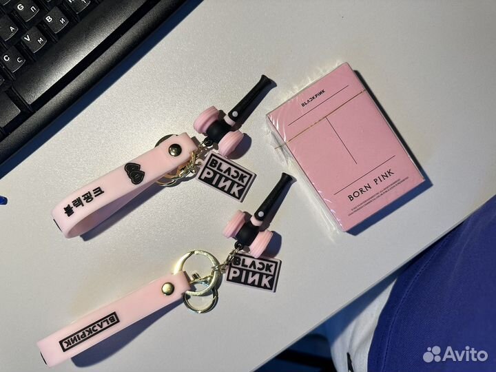 Брелок / карточки black pink