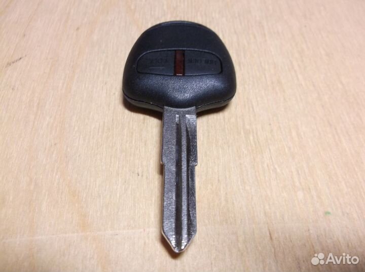 G8D-571M-A Mitsubishi remote key 