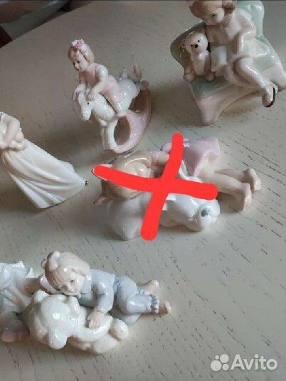 Статуэтка фарфор