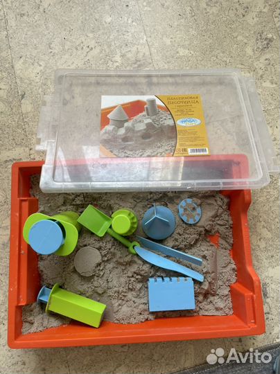 Кинетический песком в коробке