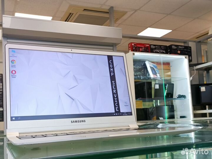 Ультрабук Samsung i5 4gb SSD Samsung EVO 500gb