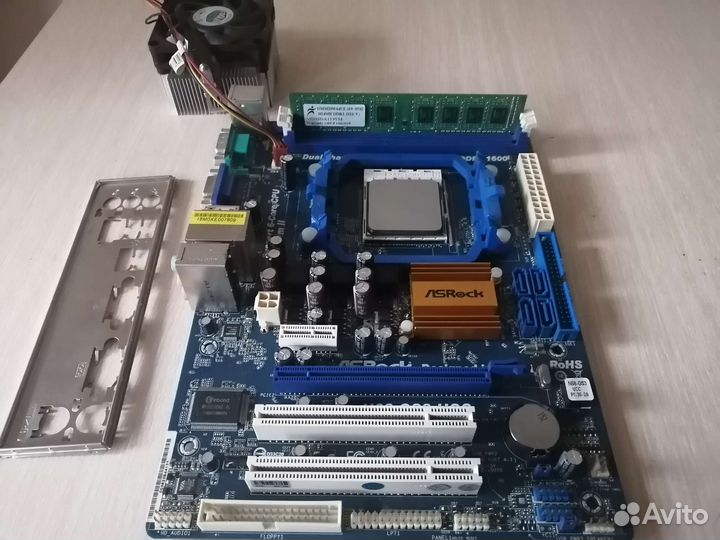 Материнская плата Asrock N68-gs3 UCC+проц+плашка