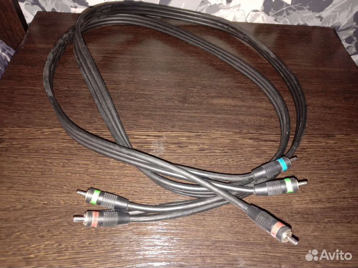 Видеомагнитофон goldstar