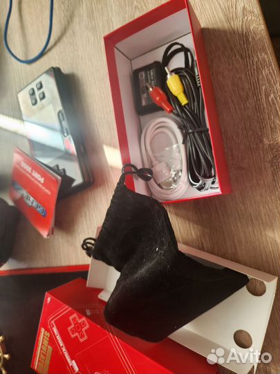 Портативная приставка игровая RetroGenesis 3000