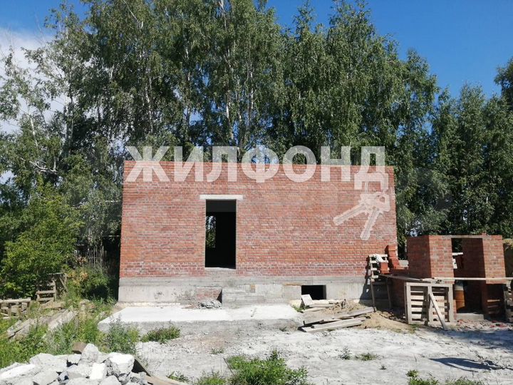 Дом 240 м² на участке 9,4 сот.