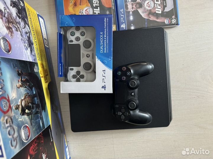 Sony PS4