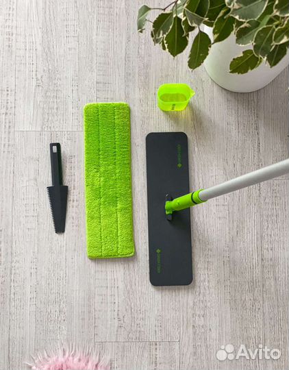 Швабра с распылителем Гринвей