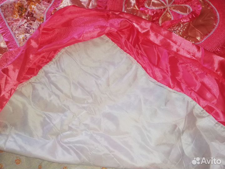 Покрывало на 2 х спальную кровать новое