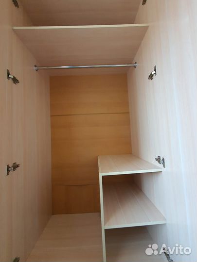 Шкаф платяной для одежды