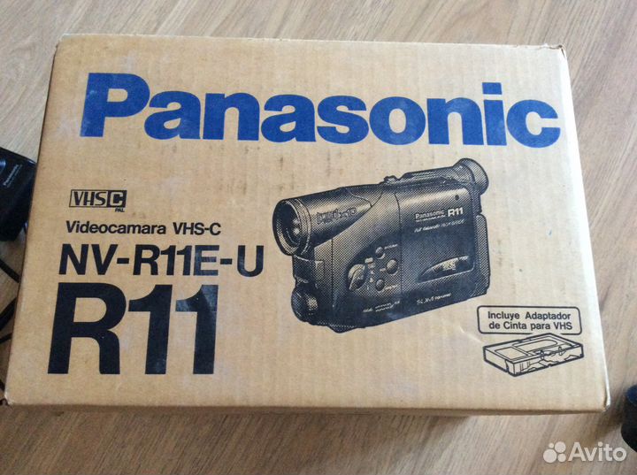 Видеокамера Panasonic NV-R11E-U