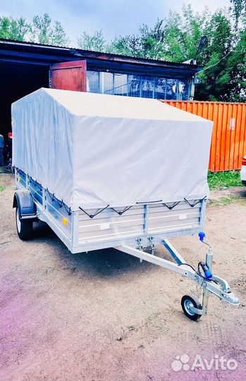 Прицеп на легковой автомобиль с тентом