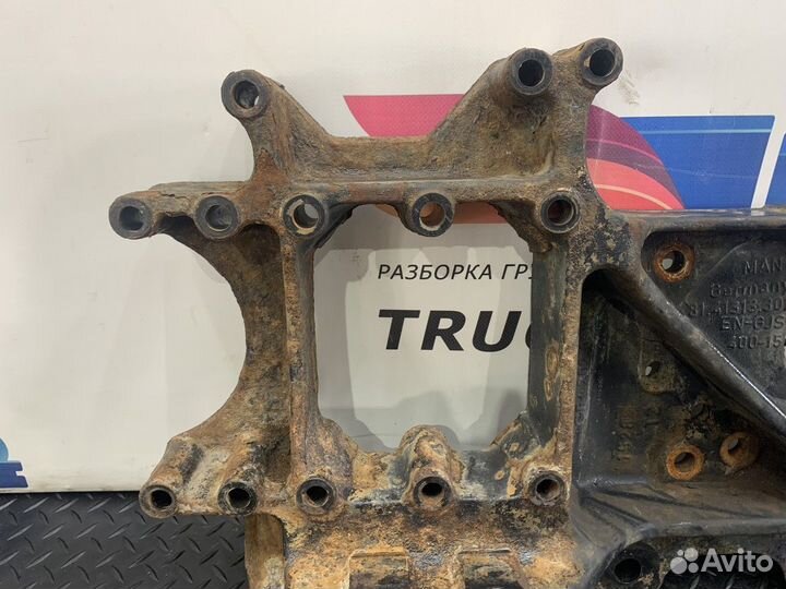 Кронштейн рессоры передний левый