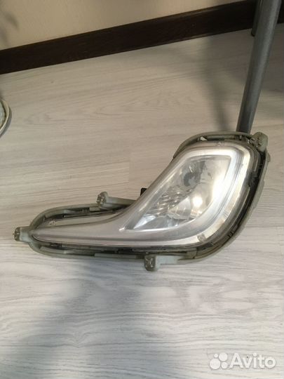 Противотуманная фара Hyundai solaris 92201-1R010