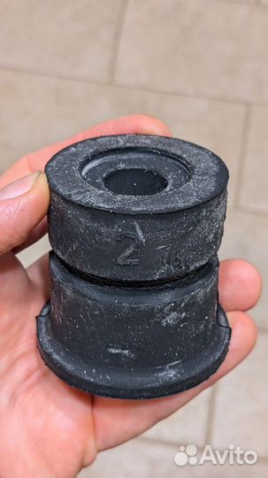 Подушка кузова для TLC Prado 95 (52204-35110)