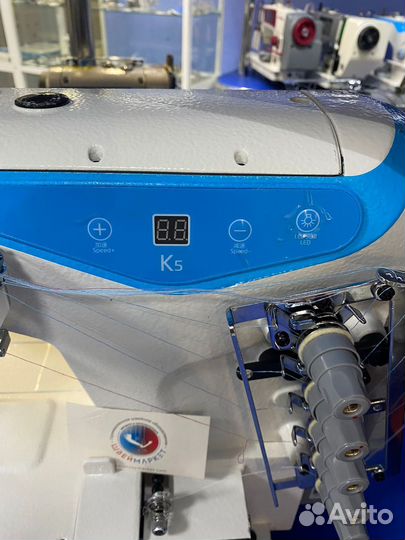 Плоскошовная машина с рукавной платформой