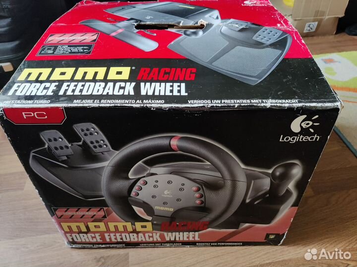 Игровой руль Logitech Momo racing