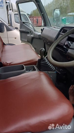 Mitsubishi Fuso Canter, 1996