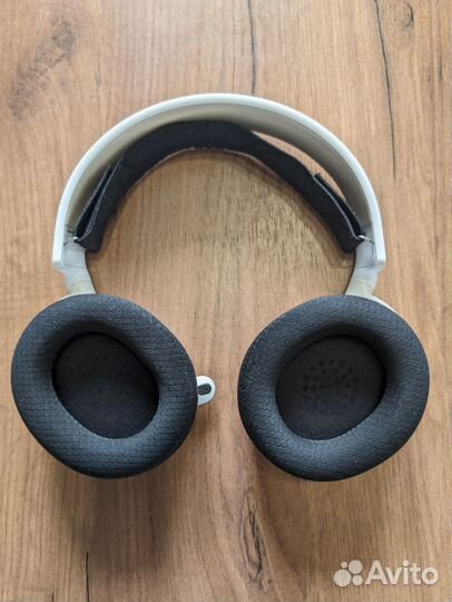 Наушники Steelseries Arctis 5 2019 Edition, белые