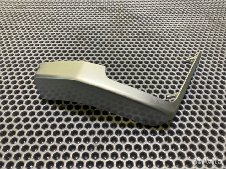 Накладка на торпедо лев. BMW X5