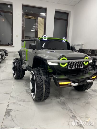 Детский электромобиль