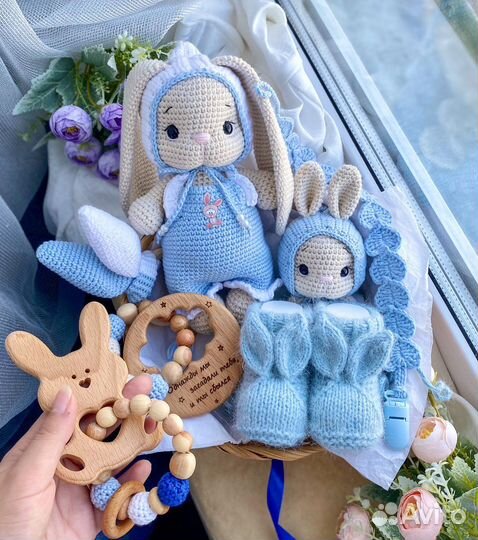 Вязанные игрушки-безопасный подарок для малыша